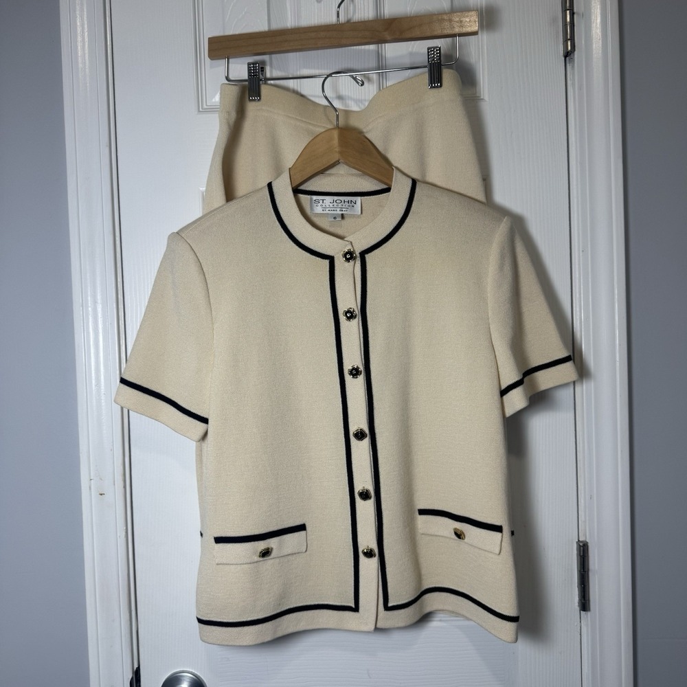 St. John 2 Pc Santana Knit Cream Black Trim, Gold Button Up Cardigan 6 Skirt 10